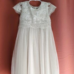 RJR. John Rocha lovely ivory lace pleated dress